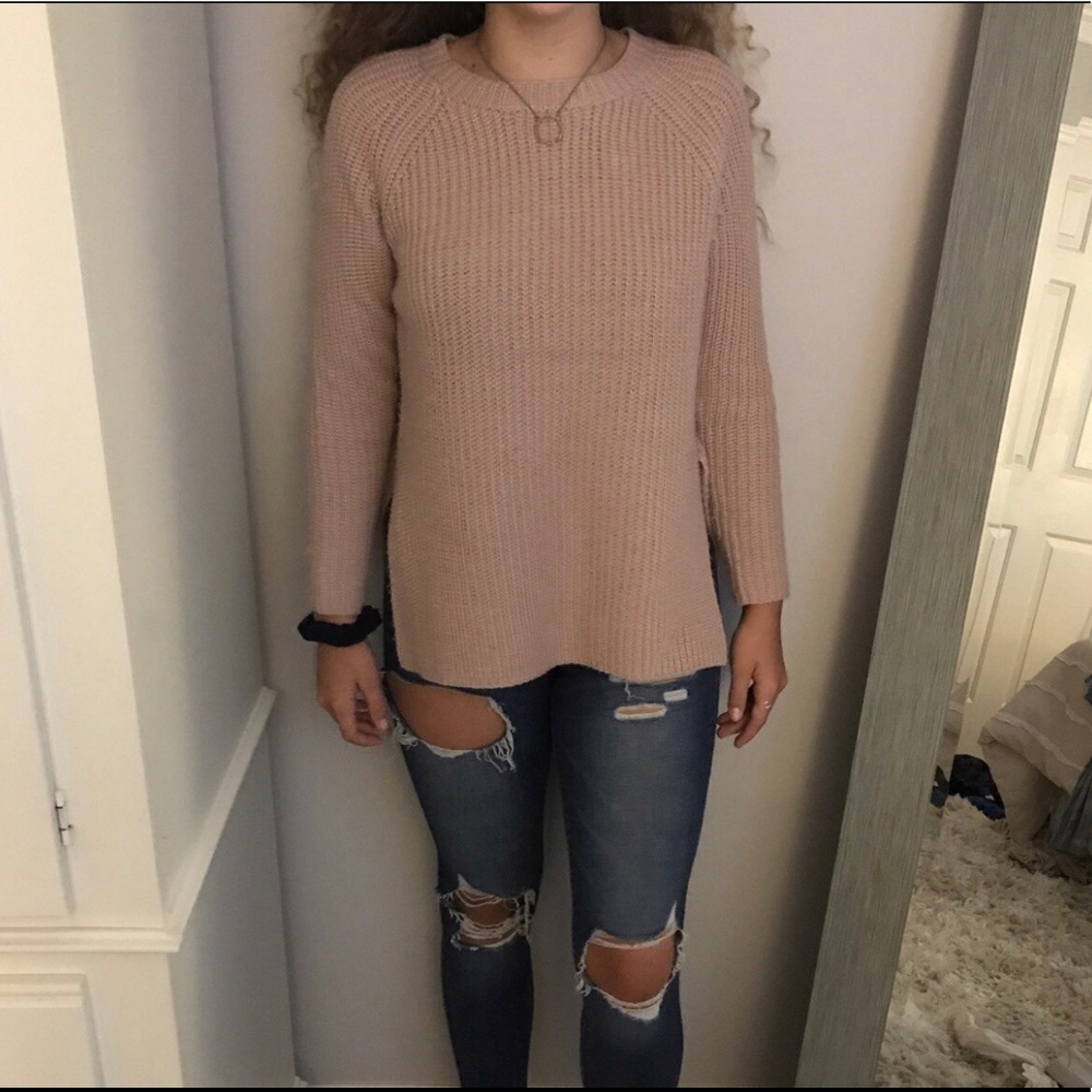 pink sweater